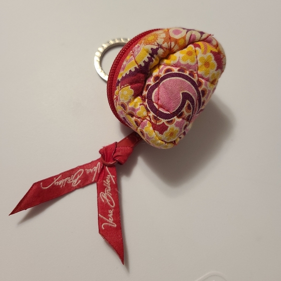 EUC Vera Bradley Retired Raspberry Fizz Tote Purse with matching Keychain case - Picture 14 of 16